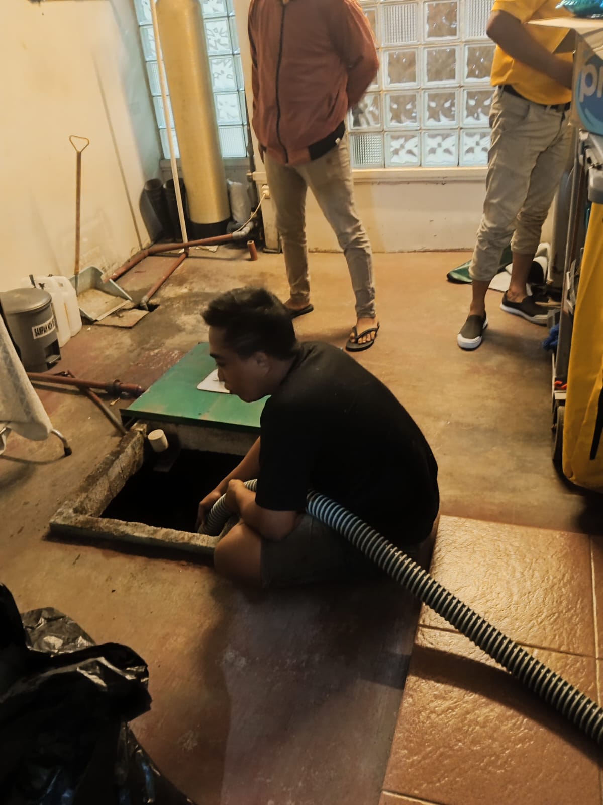 Pengerjaan sedot septic tank