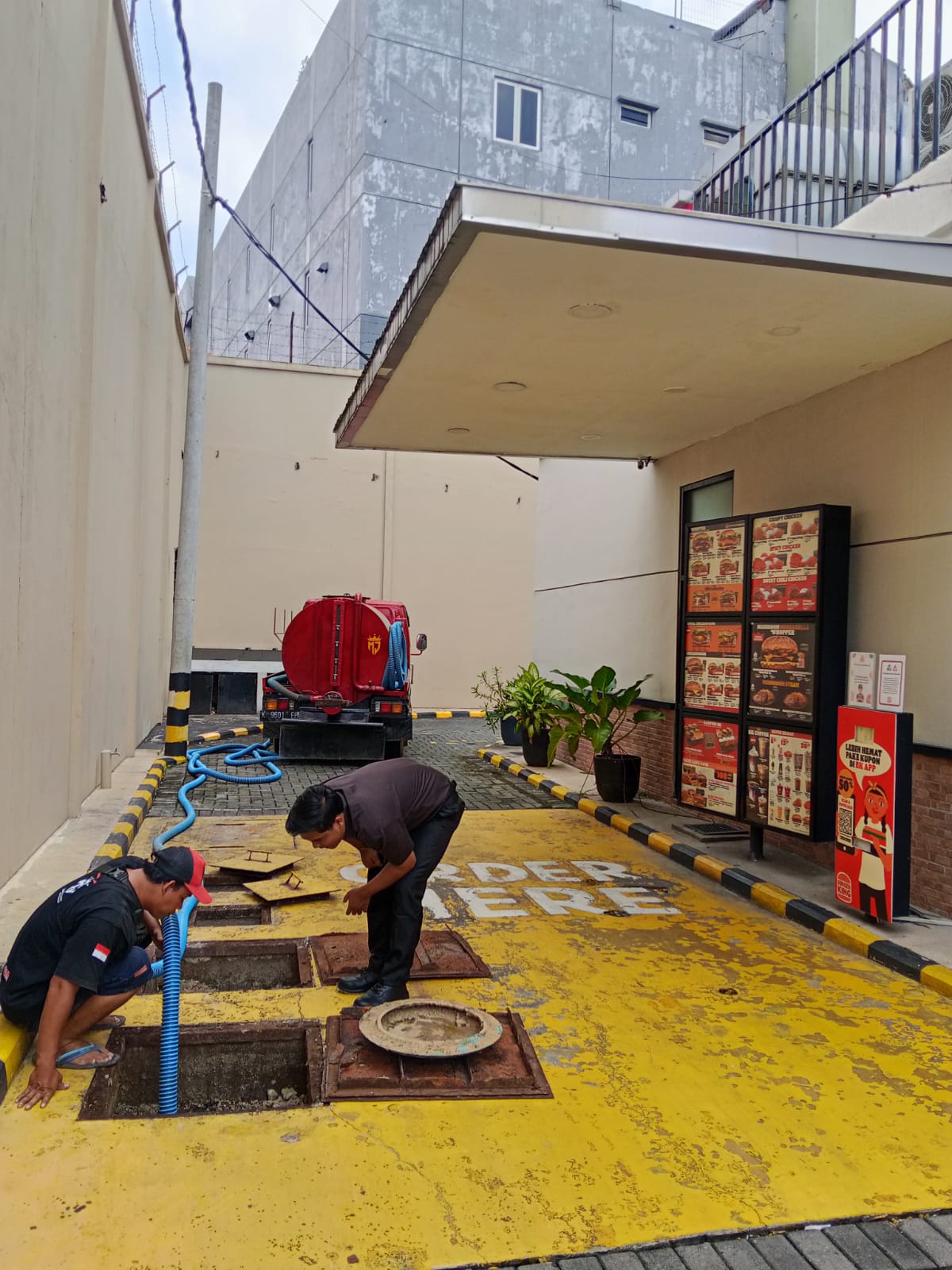 Proses sedot WC Murah Jaya